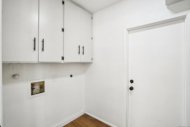 5906 Rimkus Dr, Leon Valley, TX 78238