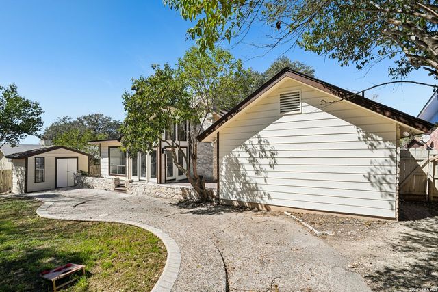 5906 Rimkus Dr, Leon Valley, TX 78238