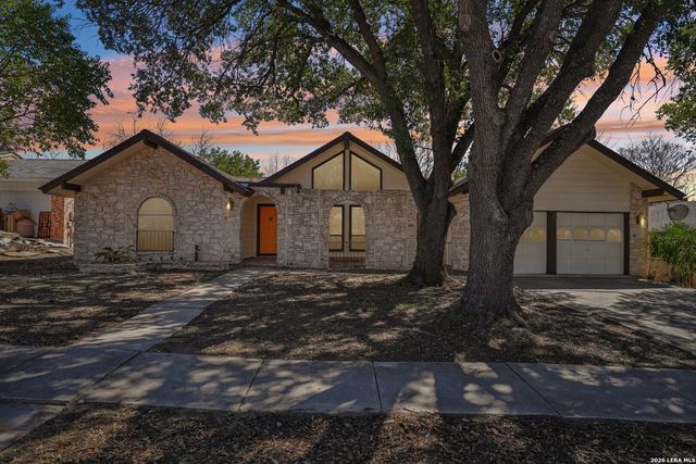 5906 Rimkus Dr, Leon Valley, TX 78238