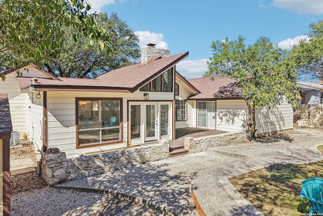 5906 Rimkus Dr, Leon Valley, TX 78238