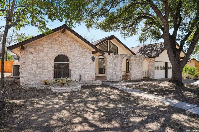 5906 Rimkus Dr, Leon Valley, TX 78238