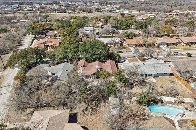 5906 Rimkus Dr, Leon Valley, TX 78238