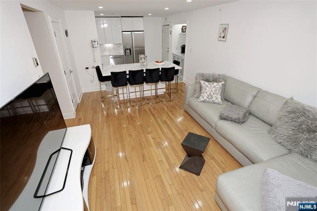 1519 Faulkner Court 1519, Mahwah, NJ 07430