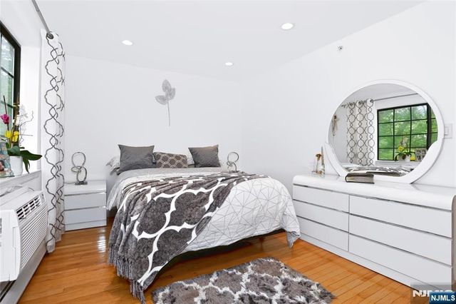 1519 Faulkner Court 1519, Mahwah, NJ 07430