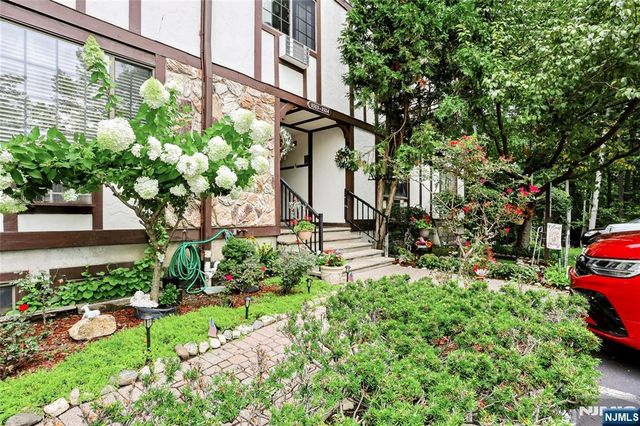 1519 Faulkner Court 1519, Mahwah, NJ 07430