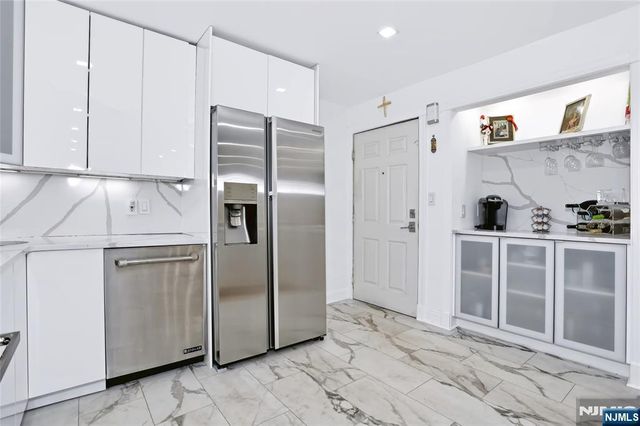 1519 Faulkner Court 1519, Mahwah, NJ 07430