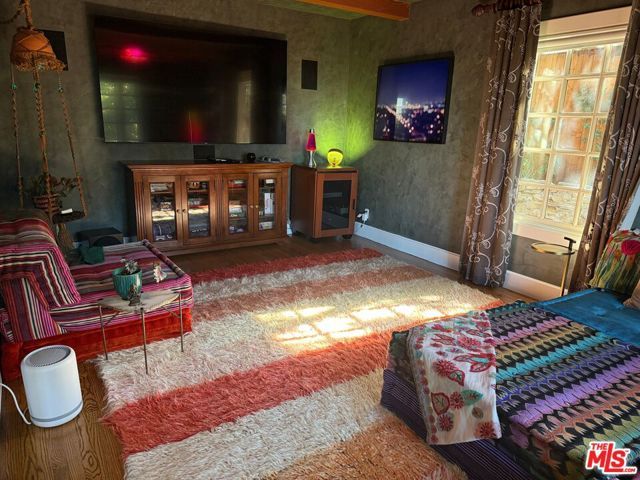 13415 Java Drive, Beverly Hills, CA 90210