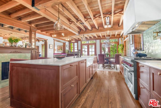 13415 Java Drive, Beverly Hills, CA 90210