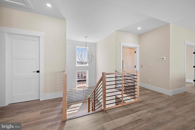 31 PHYLLIS LN, Manahawkin, NJ 08050