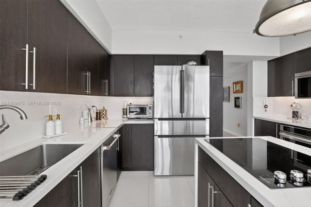 3370 Hidden Bay Drive 2715, Aventura, FL 33180