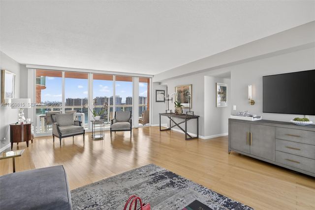3370 Hidden Bay Drive 2715, Aventura, FL 33180