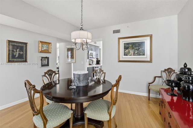 3370 Hidden Bay Drive 2715, Aventura, FL 33180