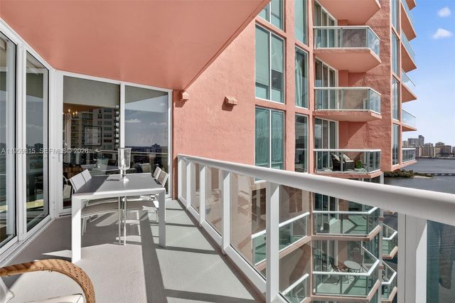 3370 Hidden Bay Drive 2715, Aventura, FL 33180