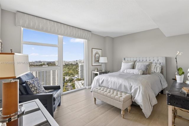 3370 Hidden Bay Drive 2715, Aventura, FL 33180