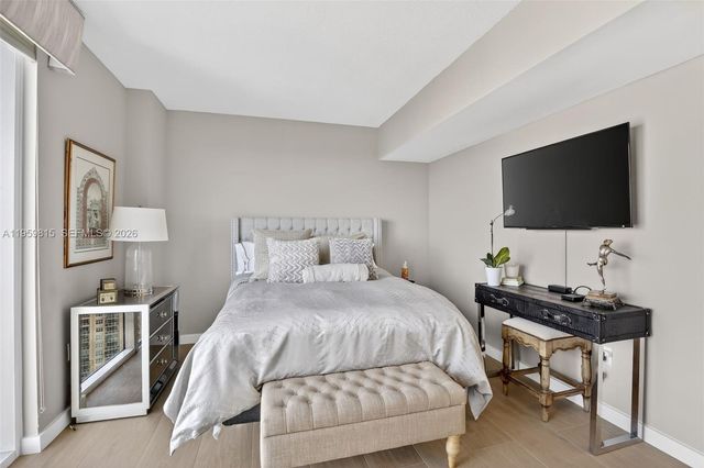 3370 Hidden Bay Drive 2715, Aventura, FL 33180