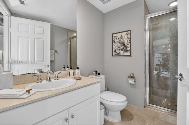 3370 Hidden Bay Drive 2715, Aventura, FL 33180