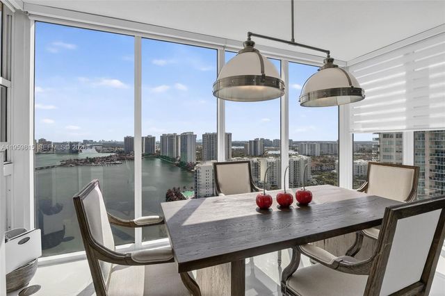 3370 Hidden Bay Drive 2715, Aventura, FL 33180