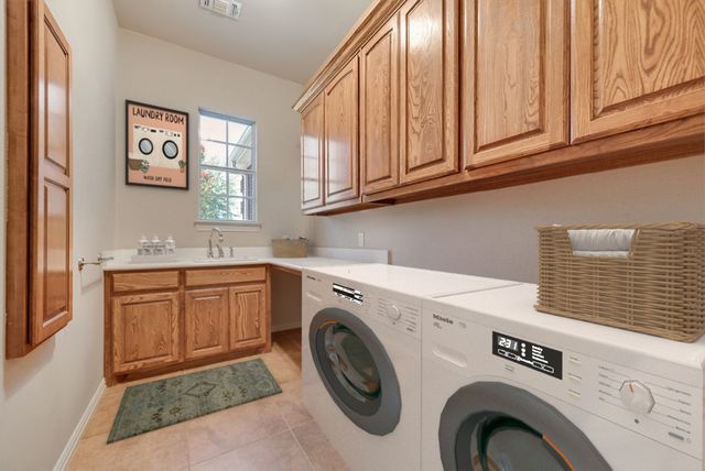 16055 S Skyview Court, Forney, TX 75126