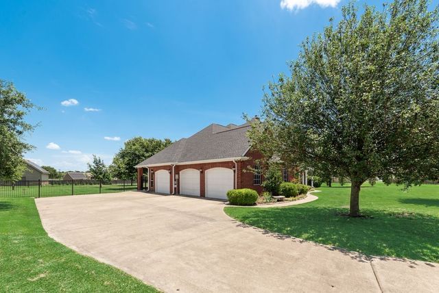 16055 S Skyview Court, Forney, TX 75126