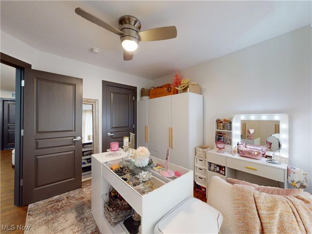 121 N Howard Street, Akron, OH 44308