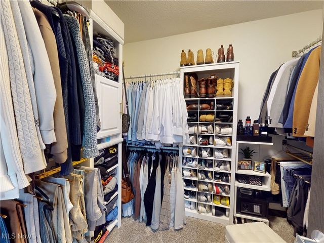 121 N Howard Street, Akron, OH 44308