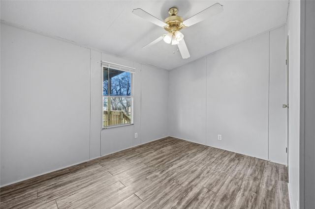 139 Henry, Livingston, TX 77351