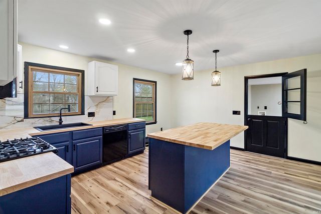 1515 N Wabash Avenue, Marion, IN 46952