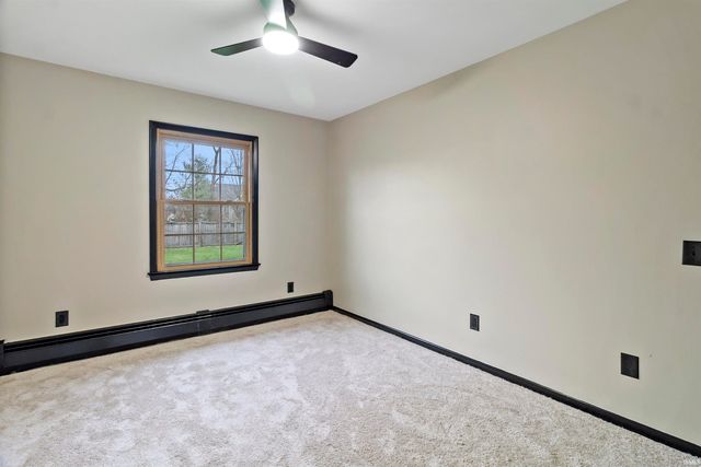 1515 N Wabash Avenue, Marion, IN 46952