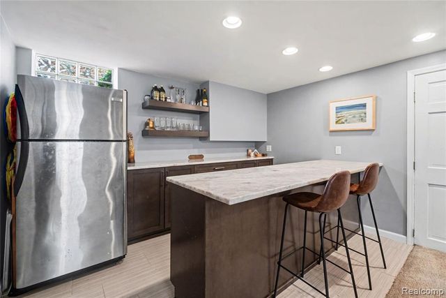32240 Auburn Drive, Beverly Hills, MI 48025