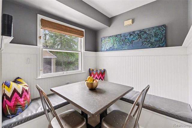 32240 Auburn Drive, Beverly Hills, MI 48025