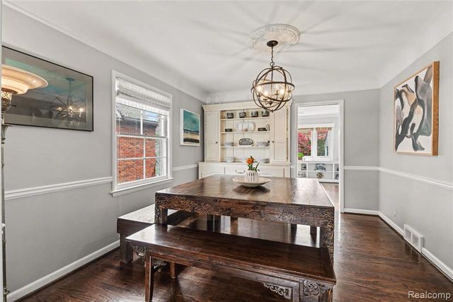 32240 Auburn Drive, Beverly Hills, MI 48025