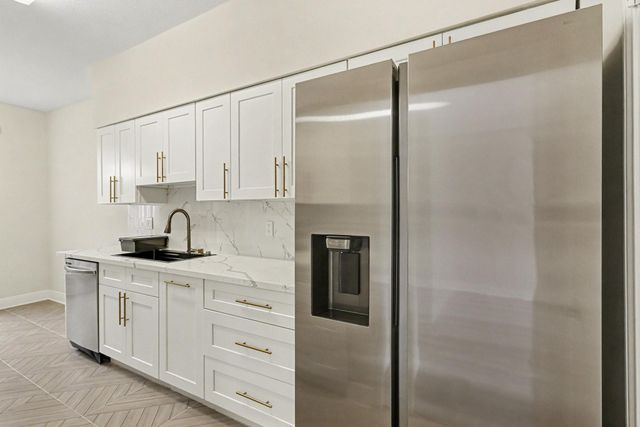 1201 Mcduffie Street 122, Houston, TX 77019