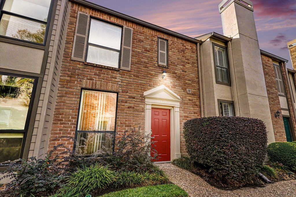 1201 Mcduffie Street 122, Houston, TX 77019