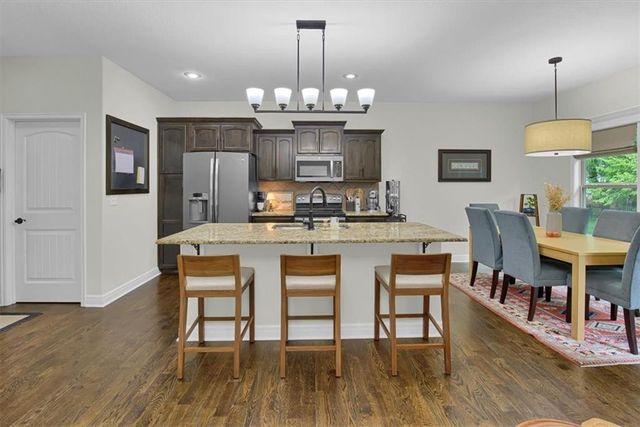 408 Lee Drive, Kearney, MO 64060