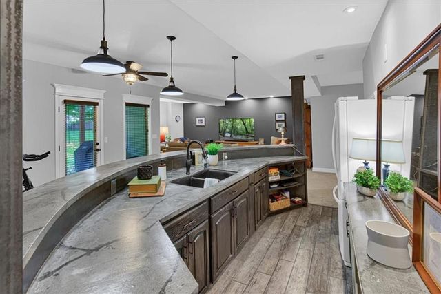408 Lee Drive, Kearney, MO 64060