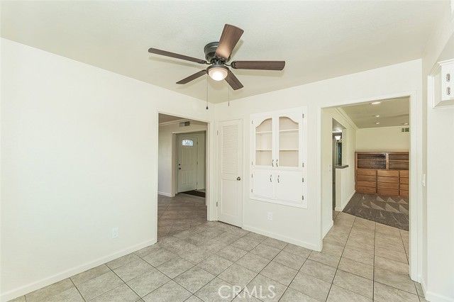 5840 E Illinois Avenue, Fresno, CA 93727