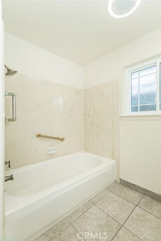 5840 E Illinois Avenue, Fresno, CA 93727