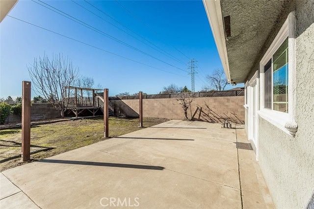 5840 E Illinois Avenue, Fresno, CA 93727