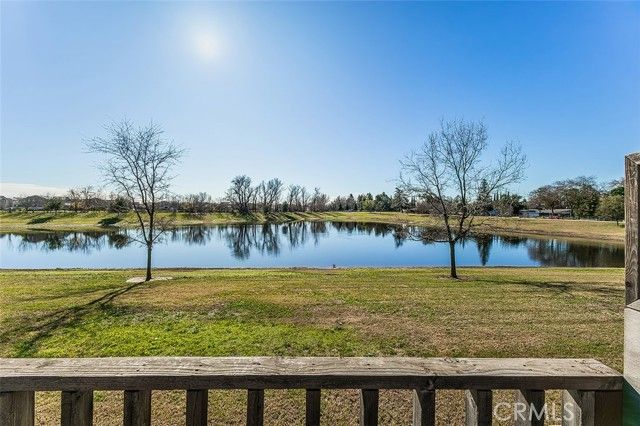 5840 E Illinois Avenue, Fresno, CA 93727