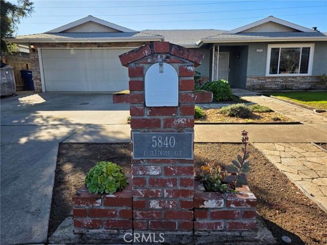 5840 E Illinois Avenue, Fresno, CA 93727
