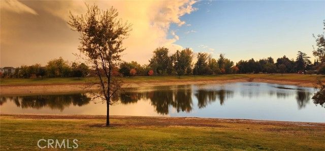 5840 E Illinois Avenue, Fresno, CA 93727