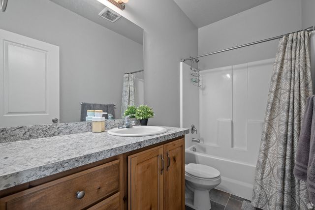 942 E 270 S, Santaquin, UT 84655