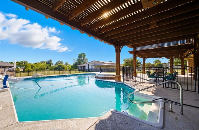 13132 SW 44th Street, Yukon, OK 73099