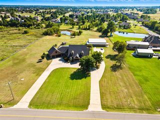 13132 SW 44th Street, Yukon, OK 73099
