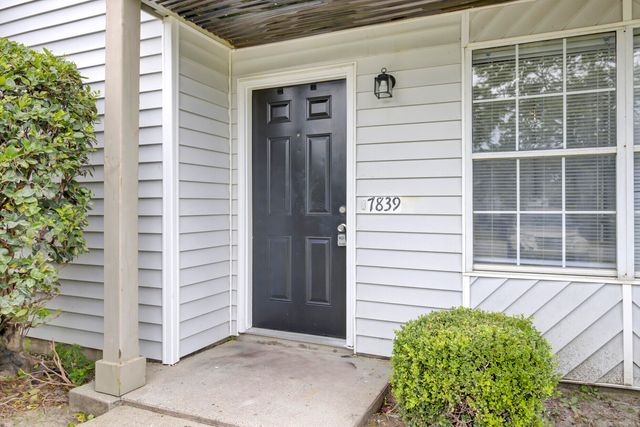 7839 Sandida Court, North Charleston, SC 29418