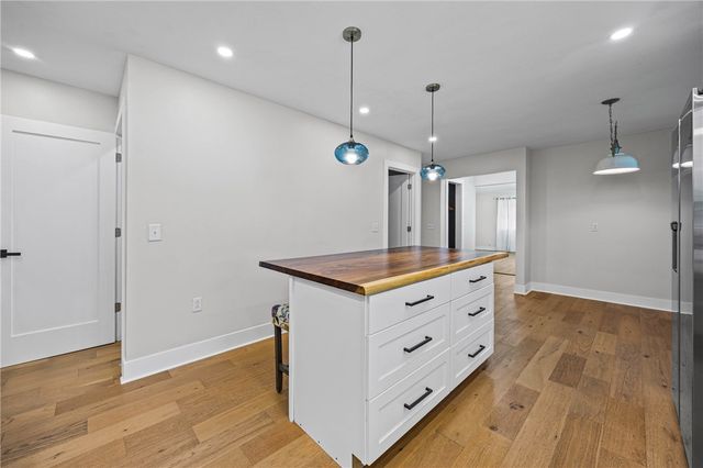 12 West Parkway, Victor, NY 14564