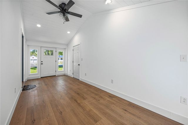 12 West Parkway, Victor, NY 14564