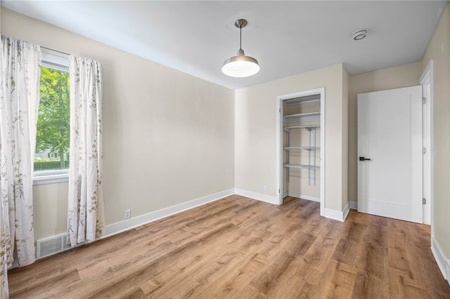 12 West Parkway, Victor, NY 14564