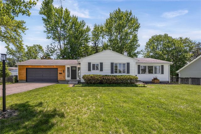 12 West Parkway, Victor, NY 14564