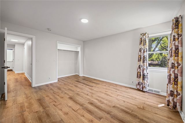 12 West Parkway, Victor, NY 14564